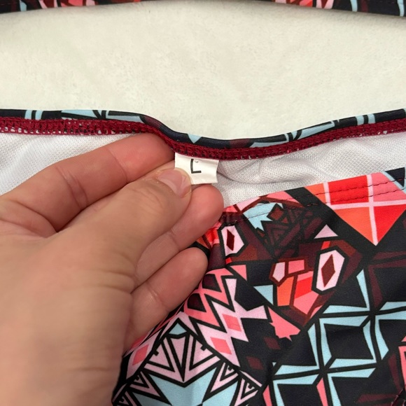 SHEIN Women’s Aztec Geometric Scoop Neck High Waist Bikini - black red, size L - Picture 8 of 9